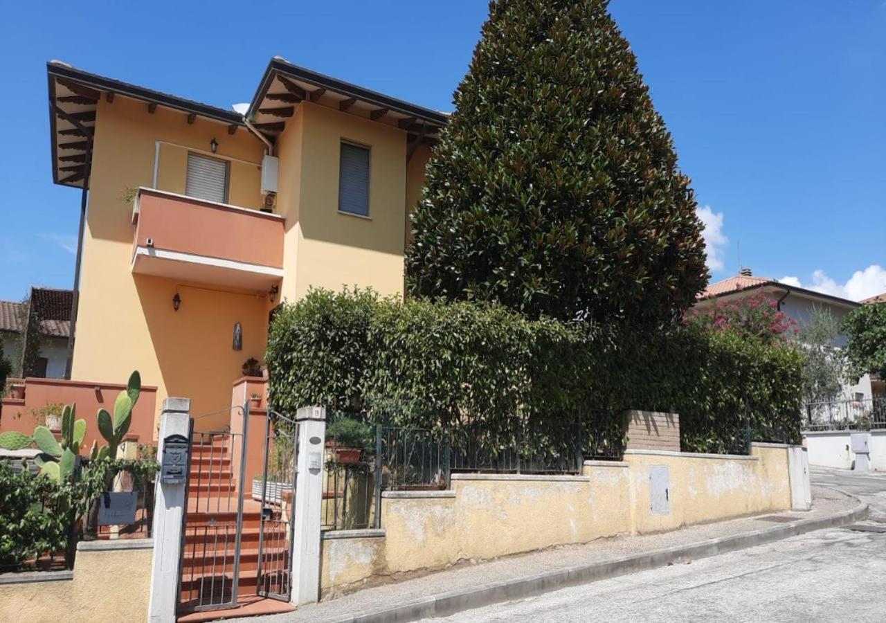 Locazione Turistica Di Pucci Lidia Assis Exterior foto
